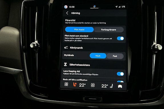 Volvo V90 24 of 28