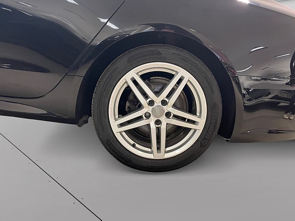 Audi A6 9 of 15