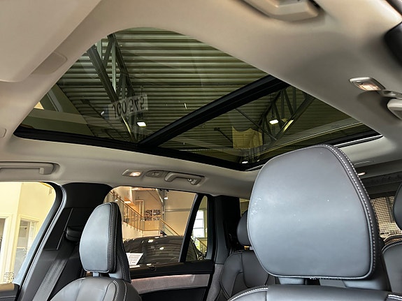 Volvo XC90 19 of 19