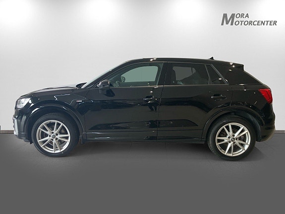 Audi Q2 4 of 5