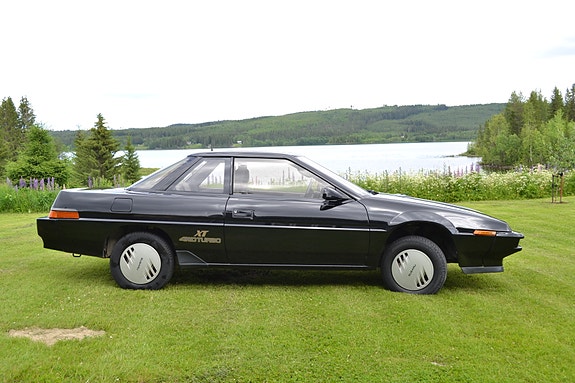 Subaru XT 4 of 5
