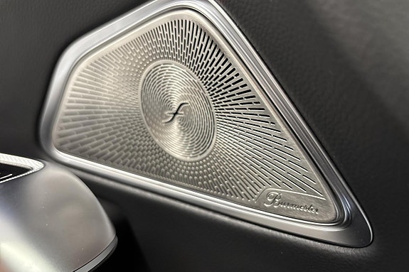 Mercedes-Benz E300 de 19 of 22