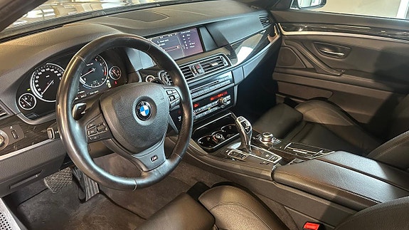 BMW 535i 3 of 11