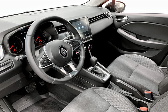 Renault Clio 11 of 18