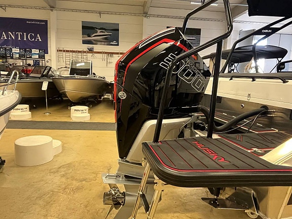 Husky R8 + Mercury 300 HK Racing V8 AMS elreglage – 2026 6 of 12