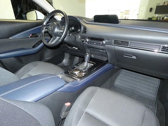 Mazda CX-30 5 of 5