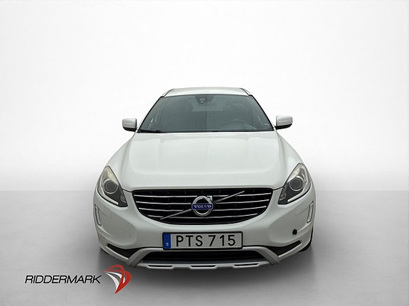 Volvo XC60 2 of 5