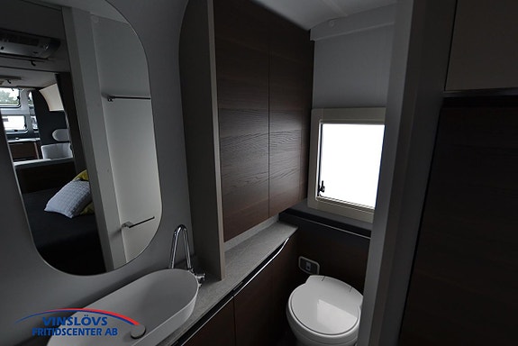 Adria Alpina 663 HT 9 of 13