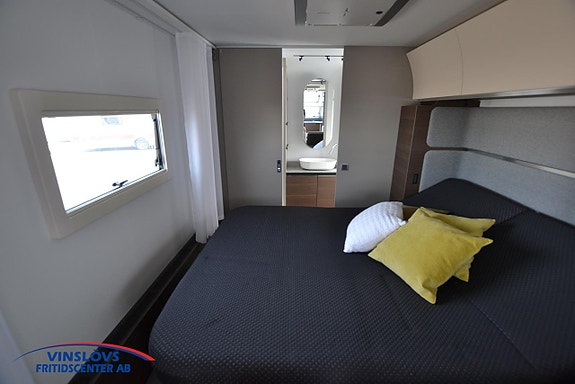 Adria Alpina 663 HT 7 of 13