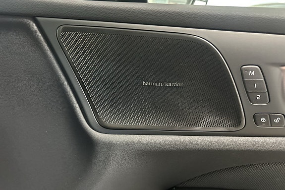 Volvo S60 7 of 11