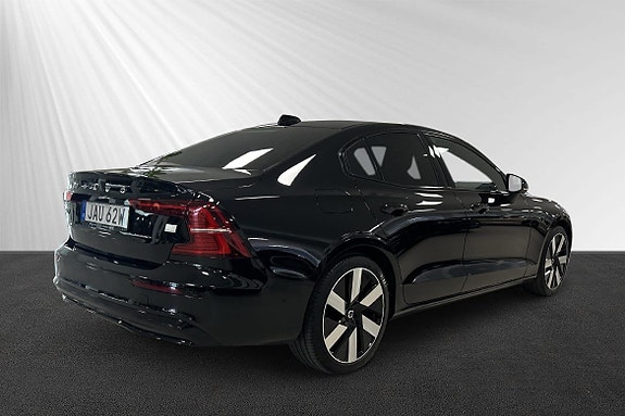 Volvo S60 3 of 5