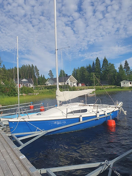Fabola Campus MK2 2003 segelbåt med släp 2 of 3