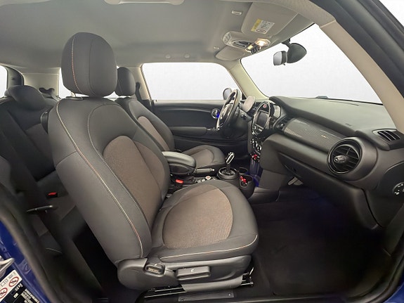 MINI Cooper 9 of 28