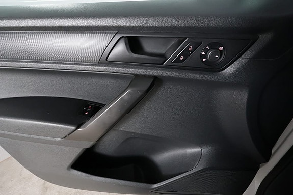 Volkswagen Caddy Maxi 18 of 20