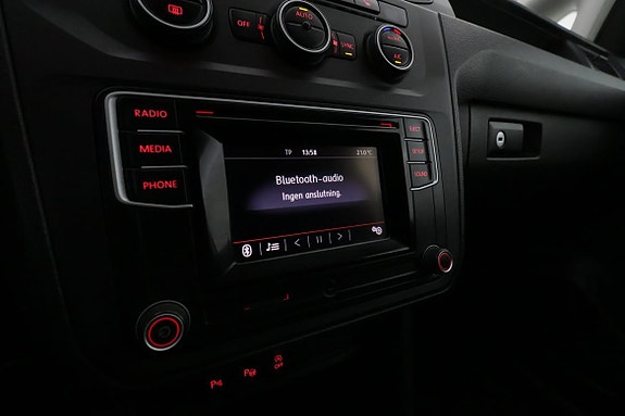 Volkswagen Caddy Maxi 16 of 20