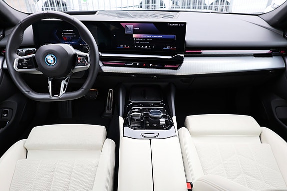BMW 530e 21 of 25