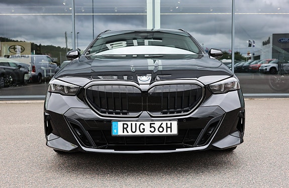 BMW 530e 3 of 25
