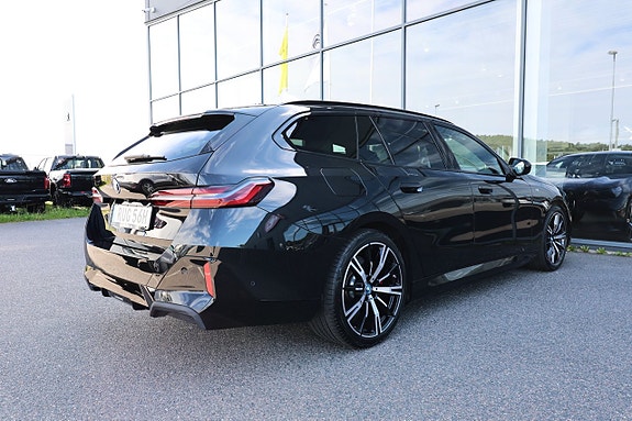 BMW 530e 5 of 5