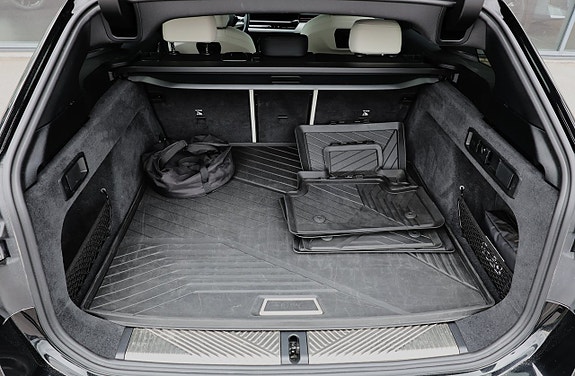 BMW 530e 24 of 25