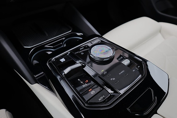 BMW 530e 19 of 25