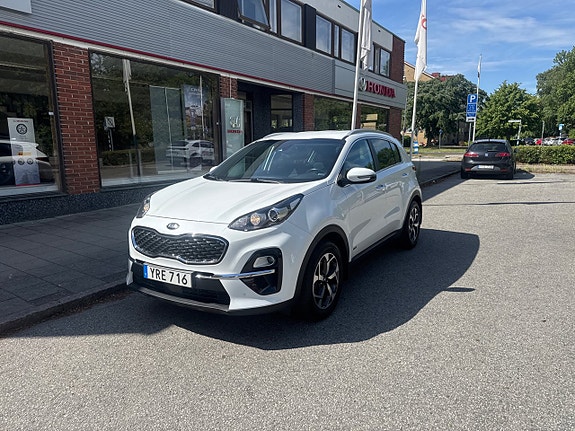 Kia Sportage 2 of 5