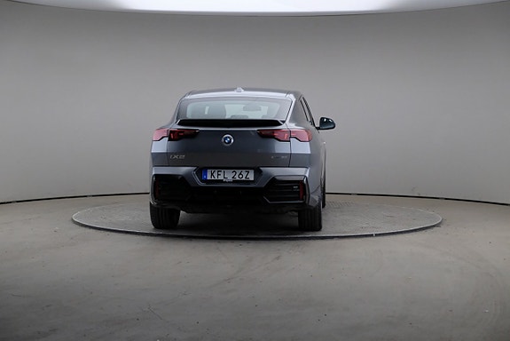 BMW iX2 5 of 23