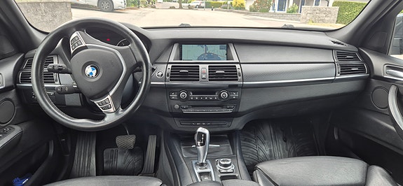 BMW X5 3 of 5