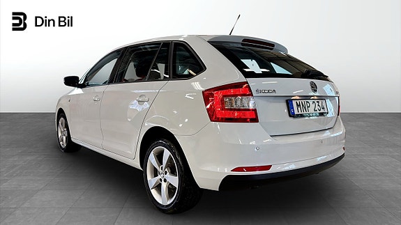 Skoda Rapid Spaceback 3 of 5