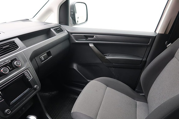 Volkswagen Caddy Maxi 8 of 13
