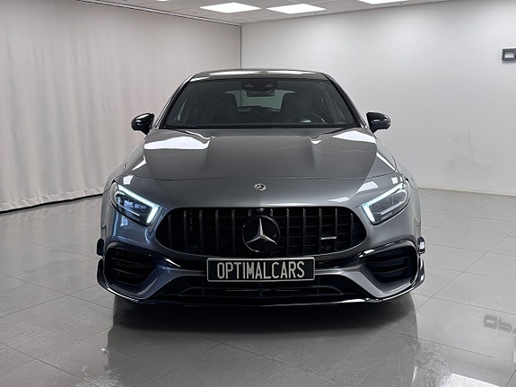 Mercedes-Benz A45 8 of 18