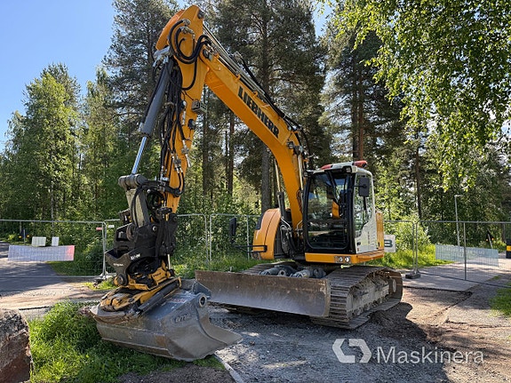 Grävmaskin Liebherr R 914 compact STD 2 of 27