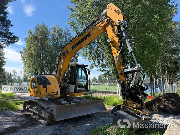 Grävmaskin Liebherr R 914 compact STD 4 of 27