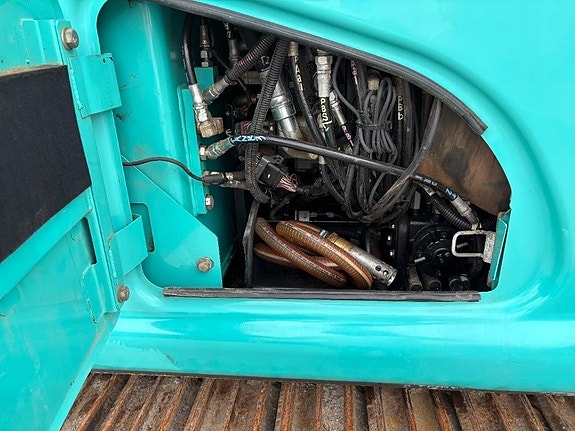 Kobelco SK140SRLC-7 14 of 24