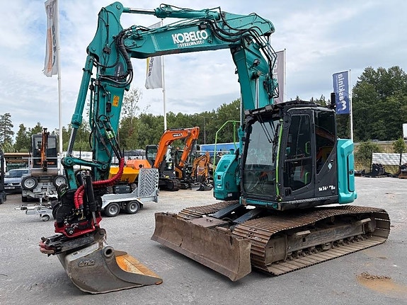 Kobelco SK140SRLC-7 2 of 24