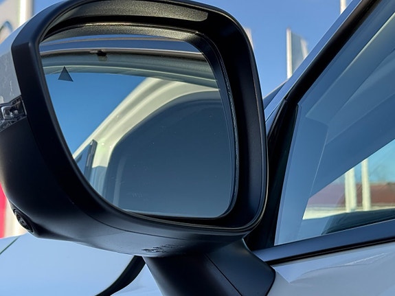 Nissan X-Trail 9 of 23