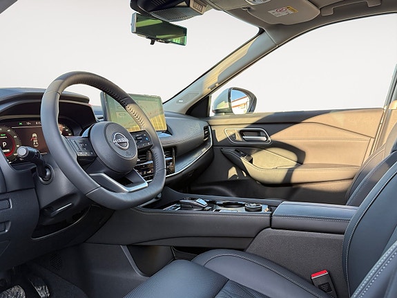 Nissan X-Trail 11 of 23