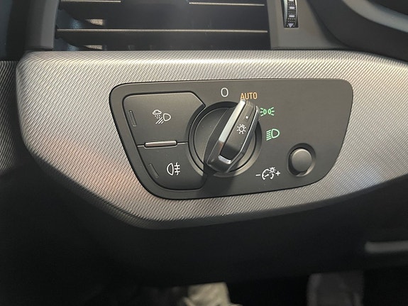 Audi A4 23 of 26