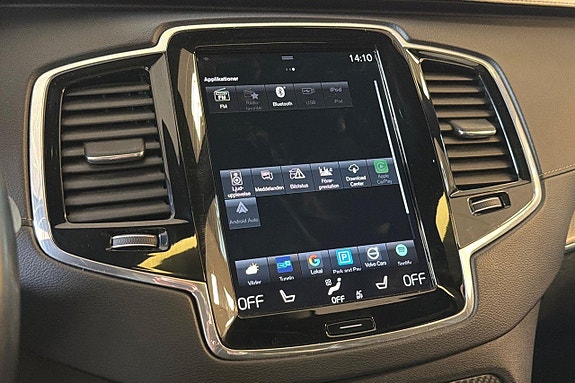 Volvo XC90 20 of 30