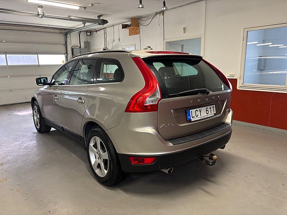 Volvo XC60 4 of 6