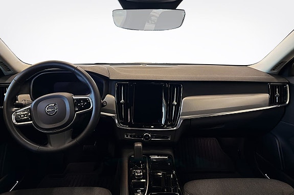 Volvo V90 8 of 19