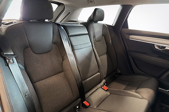 Volvo V90 10 of 19
