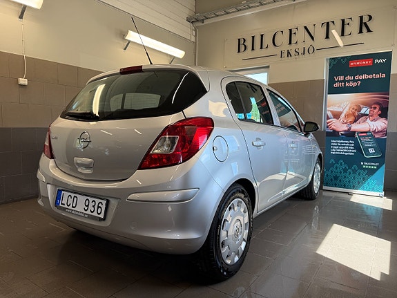Opel Corsa 4 of 13