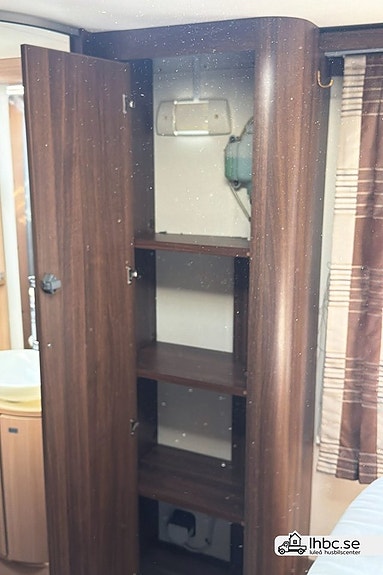 Bürstner Elegance 900/890/810 23 of 25