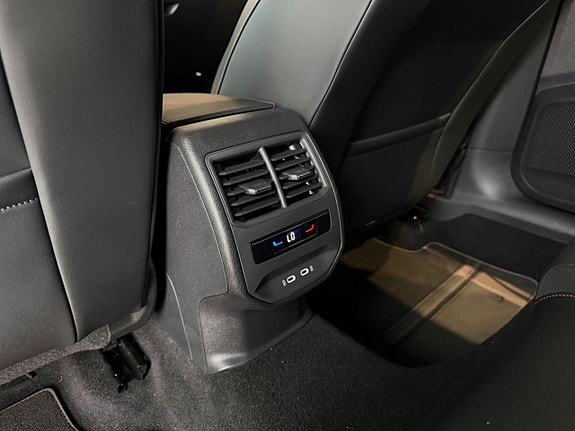 Cupra Formentor e-HYBRID 12 of 14