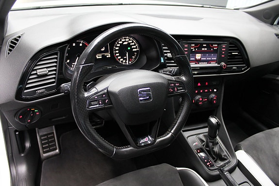 Seat Leon 10 of 20