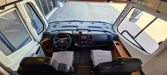 Frankia 840 DB Luxury "Superfint Skick" 8 of 20