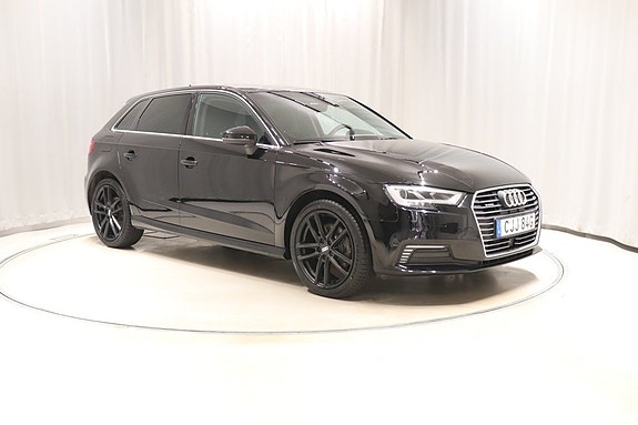 Audi A3 3 of 5