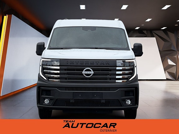 Nissan Interstar 3 of 5