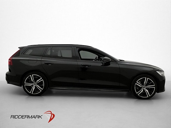 Volvo V60 9 of 30