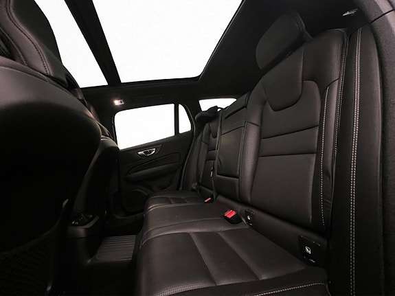 Volvo V60 14 of 30